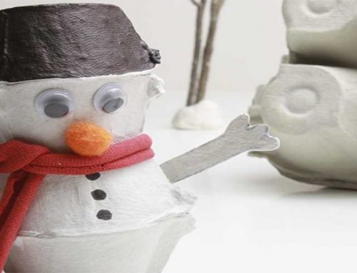 Vianočné tvorenie z deťmi. Rozkošný snehuliak z kartónového obalu od vajíčok
